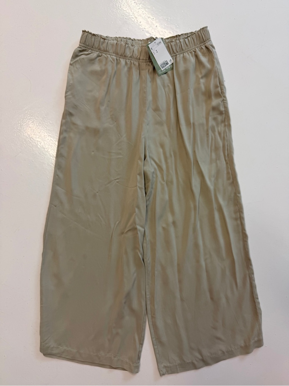 H&M Women's Beige Cropped Wide Leg Pants NWT